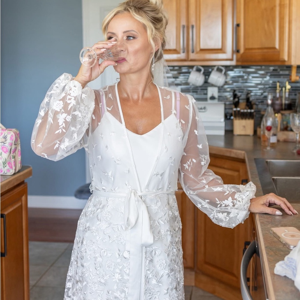 White Lace Robe with Plunging V-Neck and Billowy Sleeves